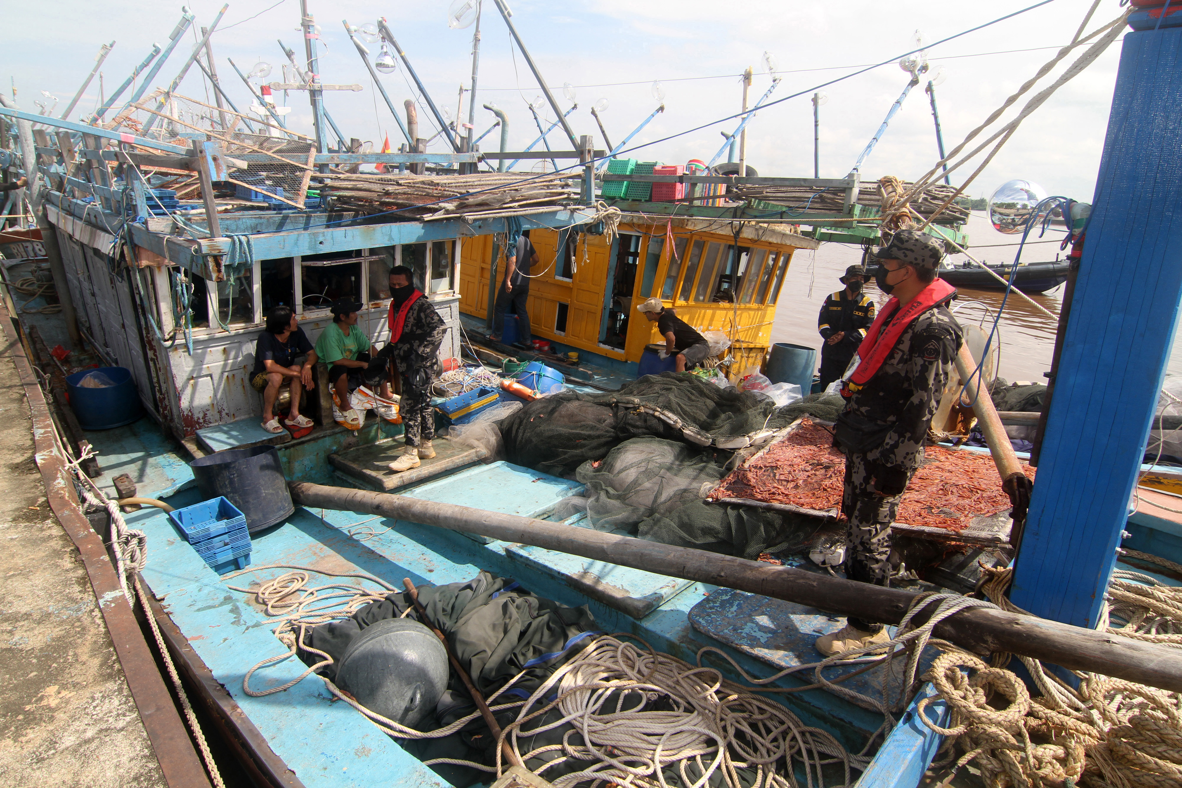 KKP Tangkap Kapal Ikan Berbendera Vietnam