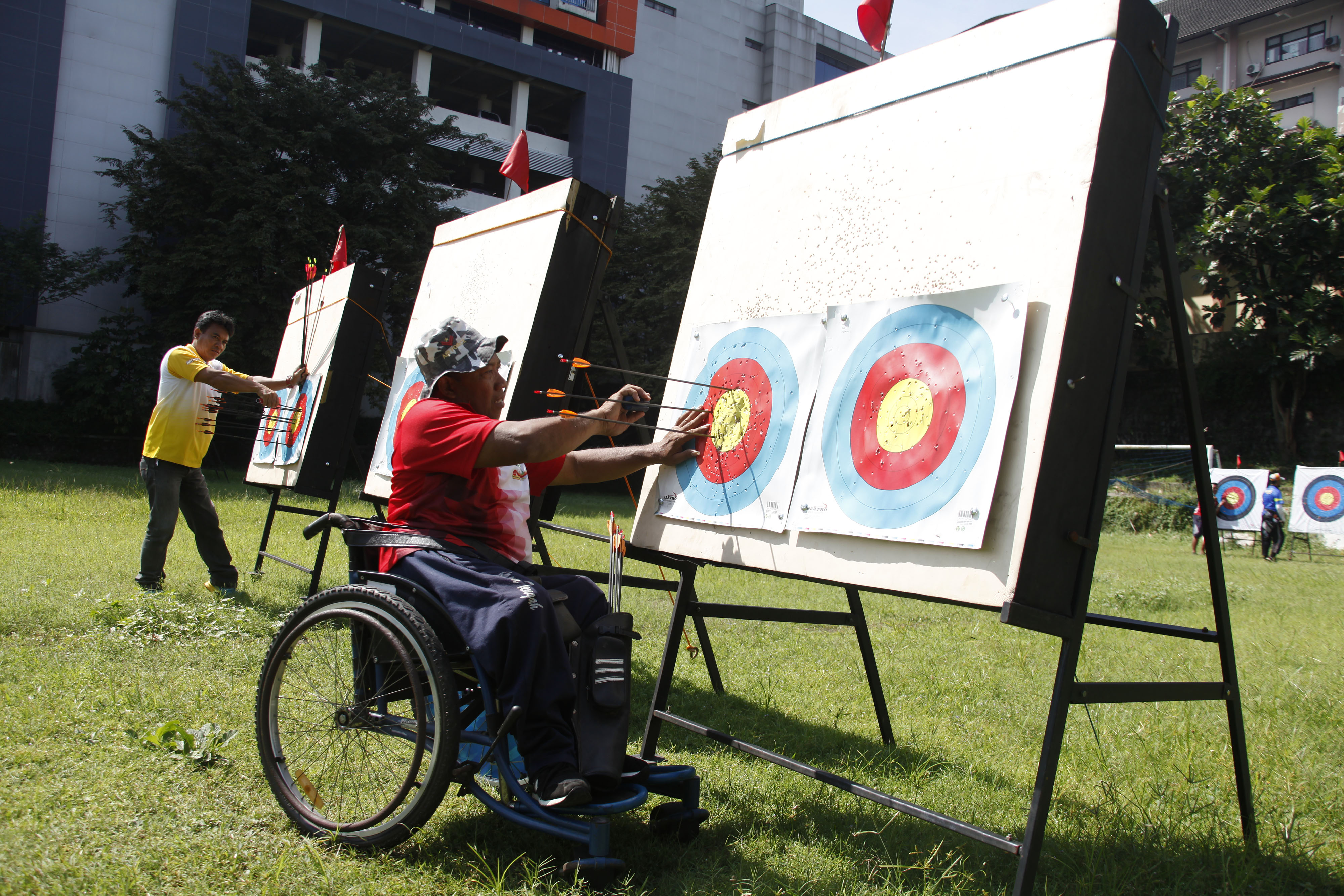 Atlet Panahan Berlatih saat Puasa