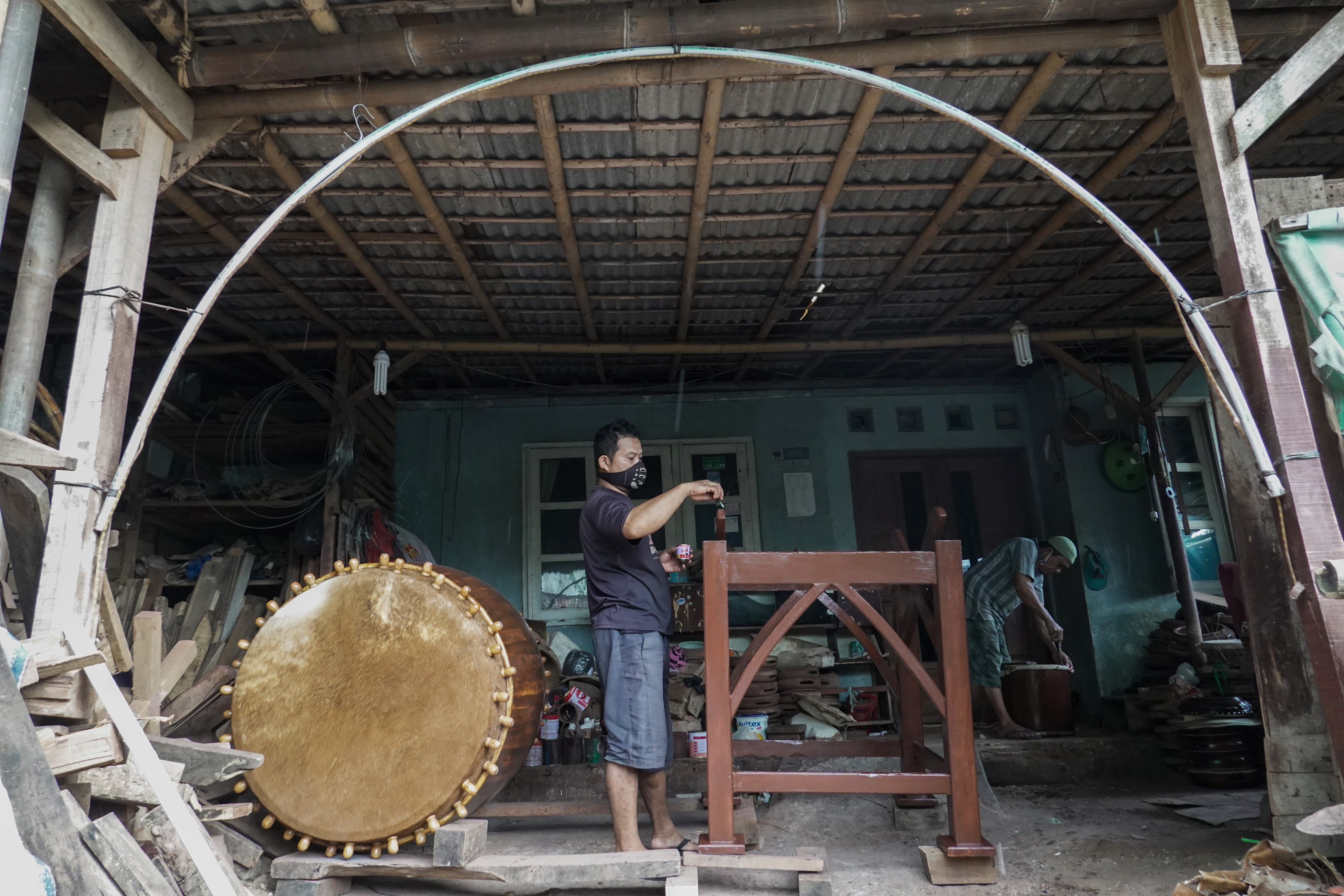 Perajin Bedug Mulai Produksi