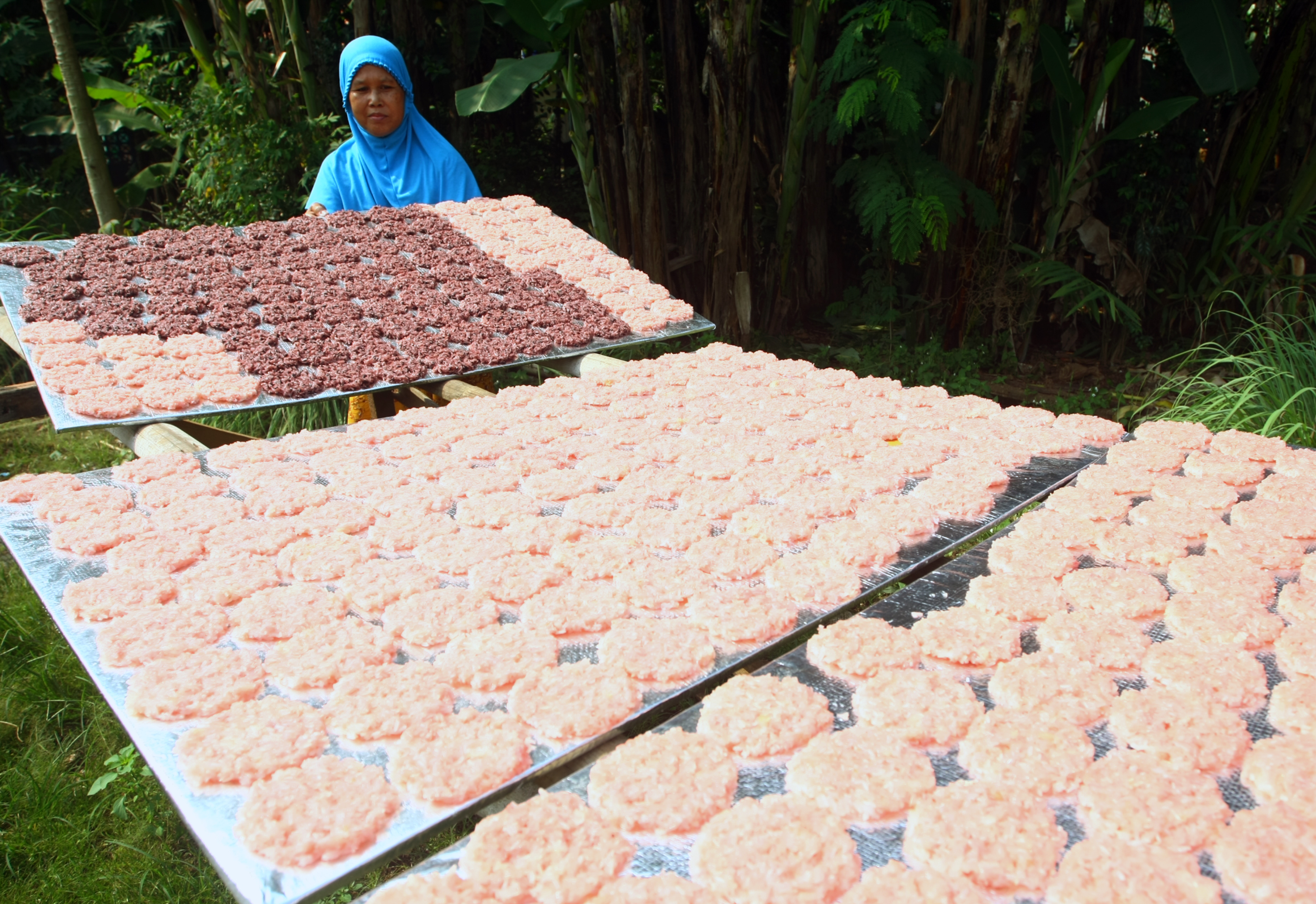 Pesanan Rengginang Kebutuhan Lebaran Meningkat