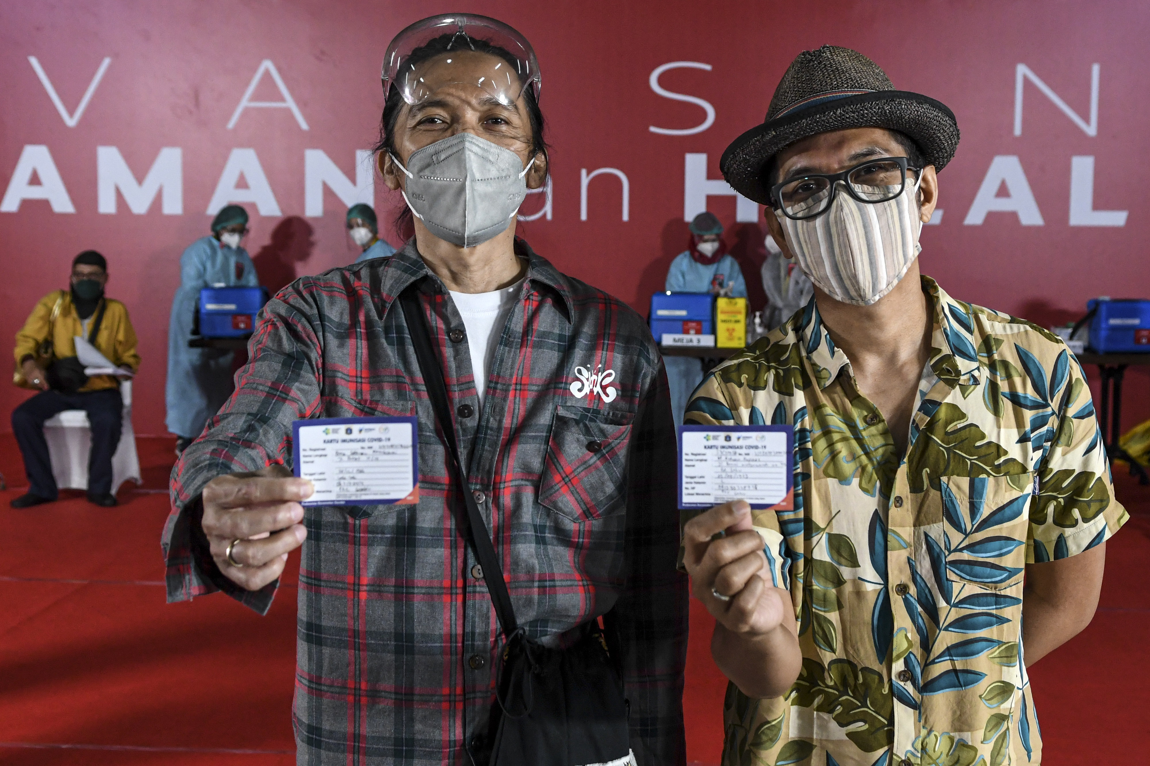 Vaksinasi Covid-19 Seniman dan Budayawan