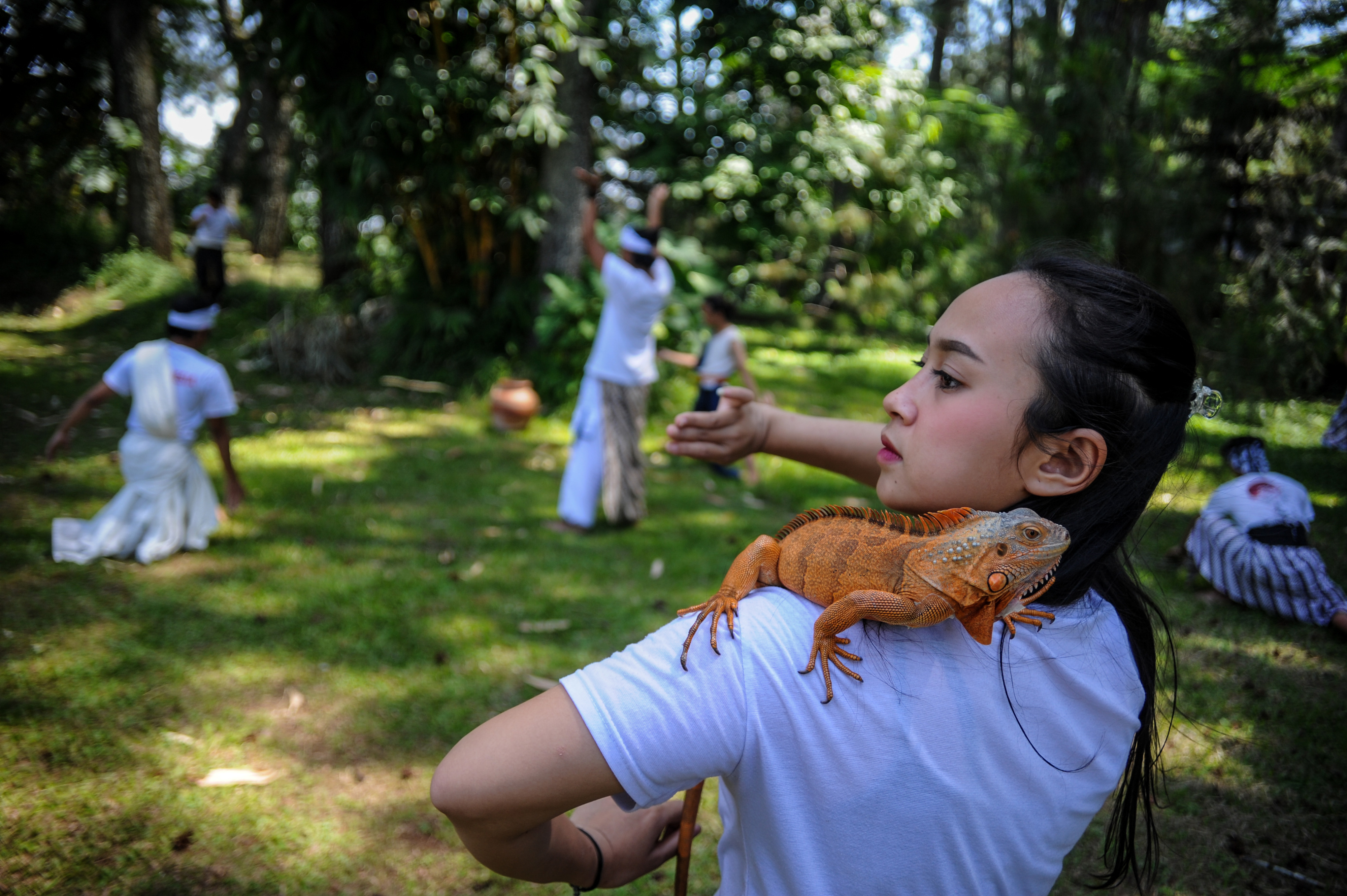 Tujuh Jam Menari Peringati Hari Bumi