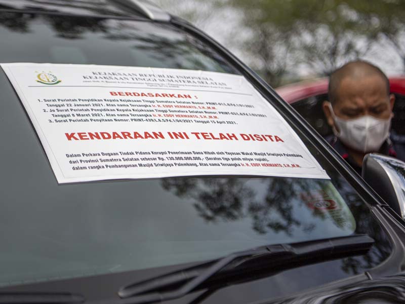 Penyitaan Aset Tersangka Korupsi Masjid Raya Sriwijaya