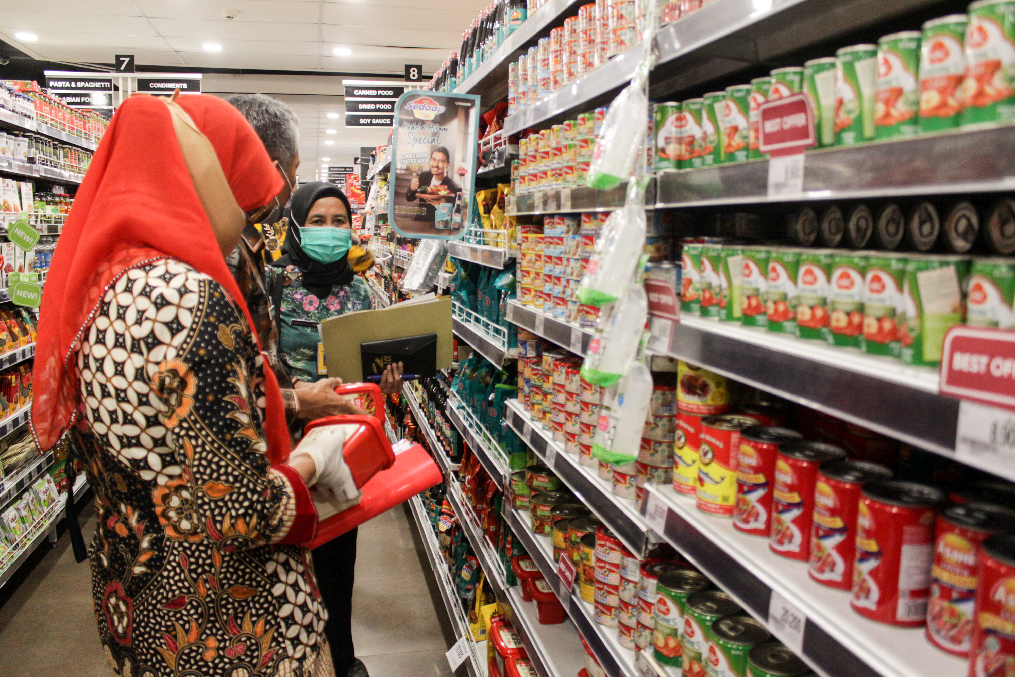 Sidak Makanan Jelang Lebaran