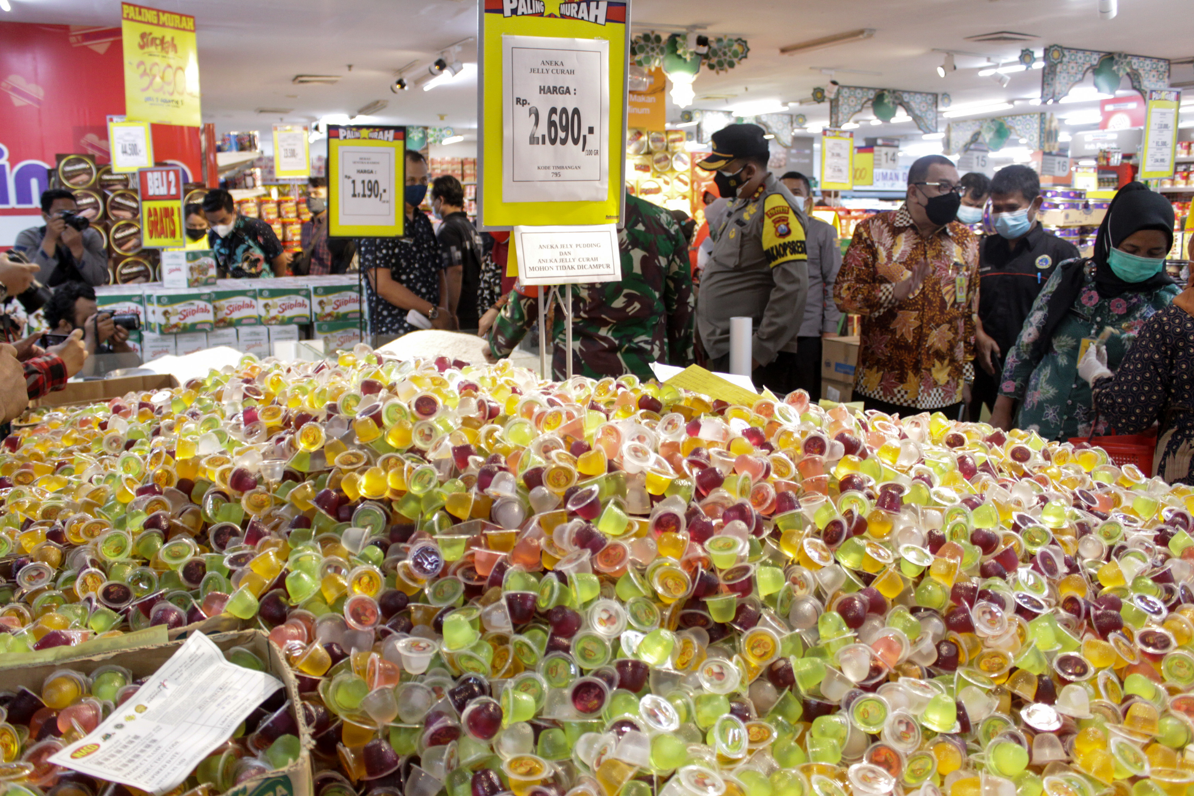 Sidak Makanan Jelang Lebaran