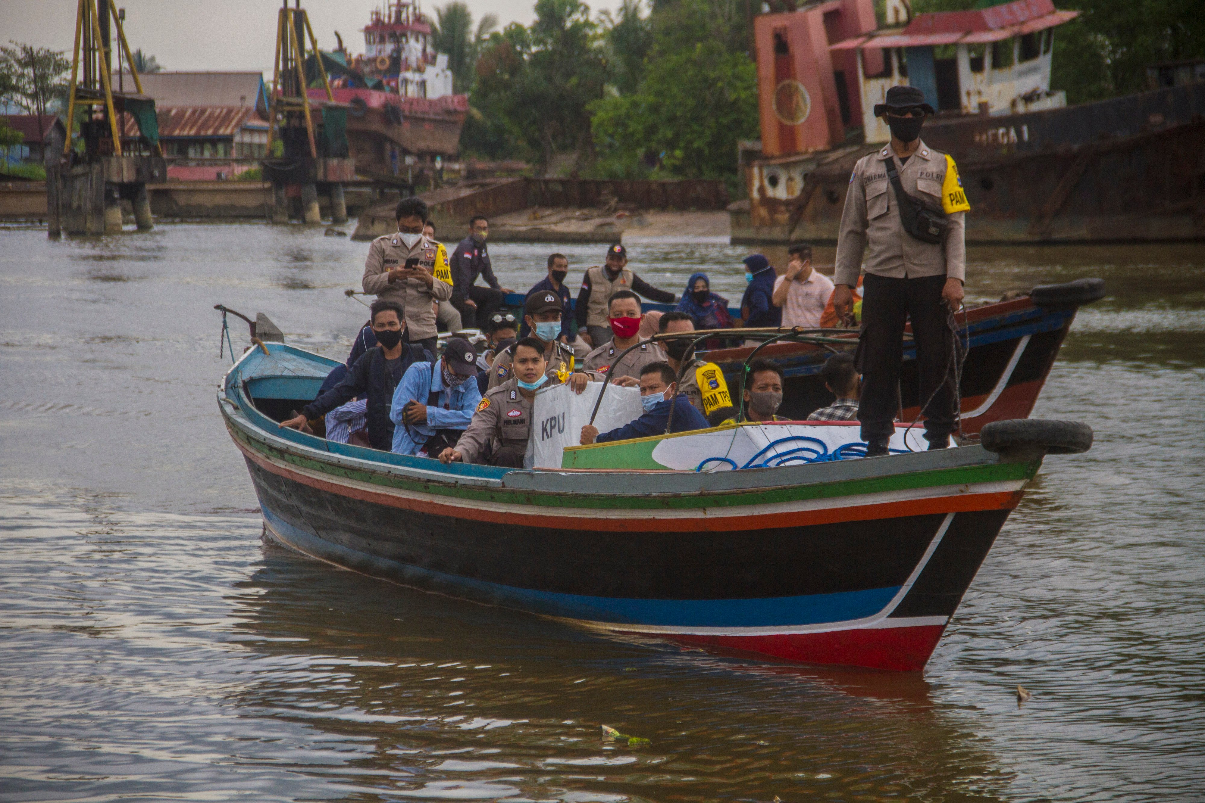 Pendistribusian Logistik Pemungutan Suara Ulang