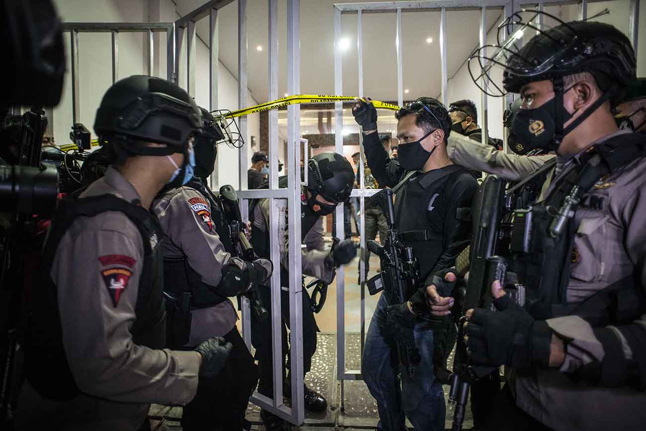 Penggeledahan di Bekas Markas FPI 