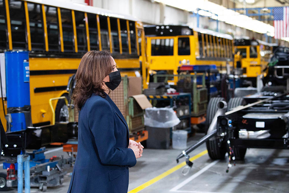 Program Amerika Ganti Bus Sekolah Solar dengan Bus Listrik   