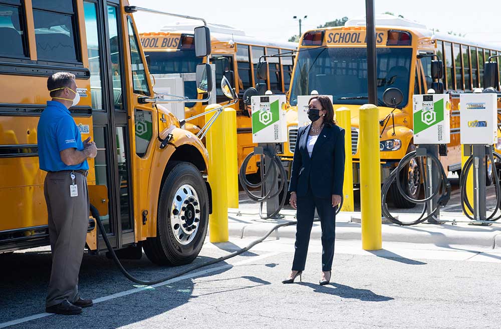 Program Amerika Ganti Bus Sekolah Solar dengan Bus Listrik   
