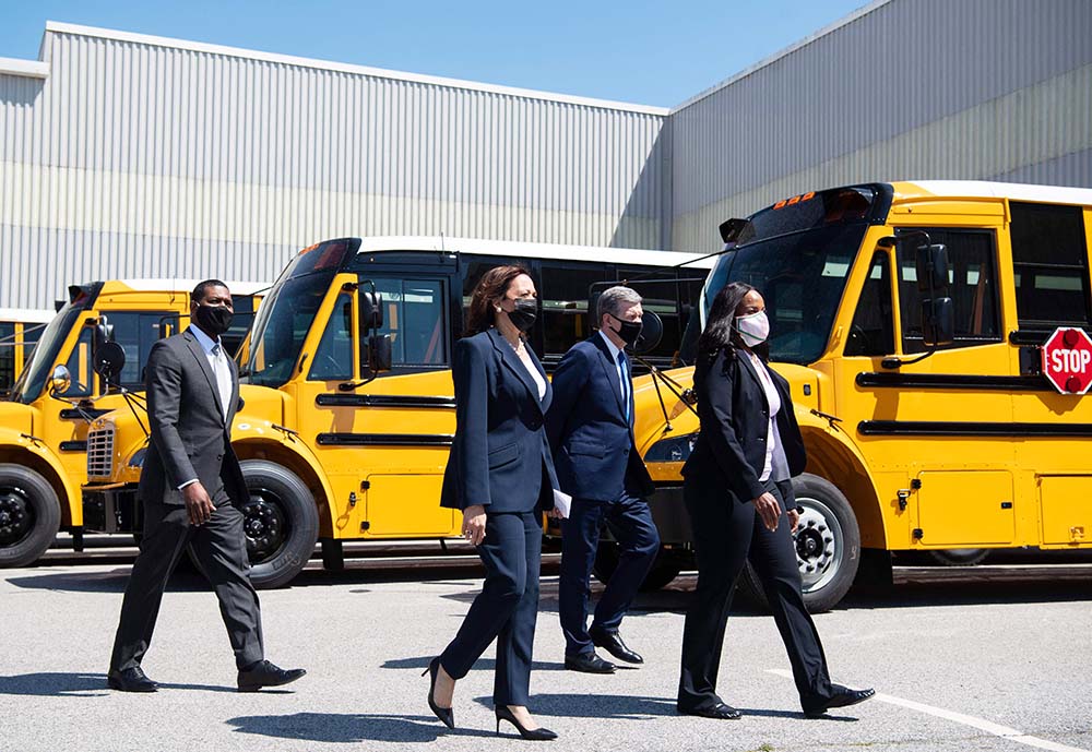 Program Amerika Ganti Bus Sekolah Solar dengan Bus Listrik   