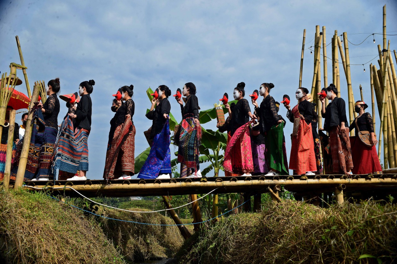 Gelaran Wastra Dan Budaya Sambut Hari Kartini