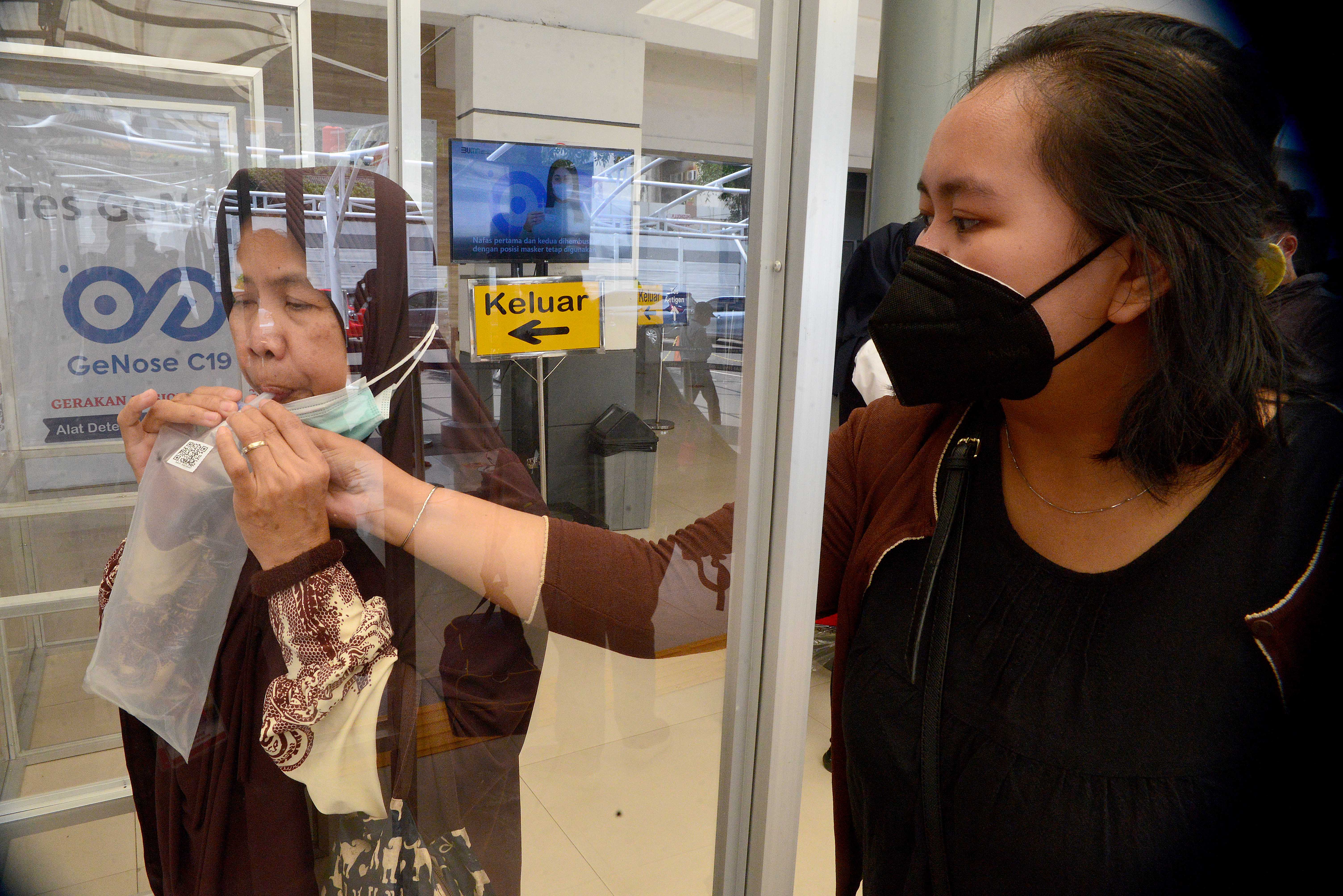 Kurangi Operasional Kereta Api