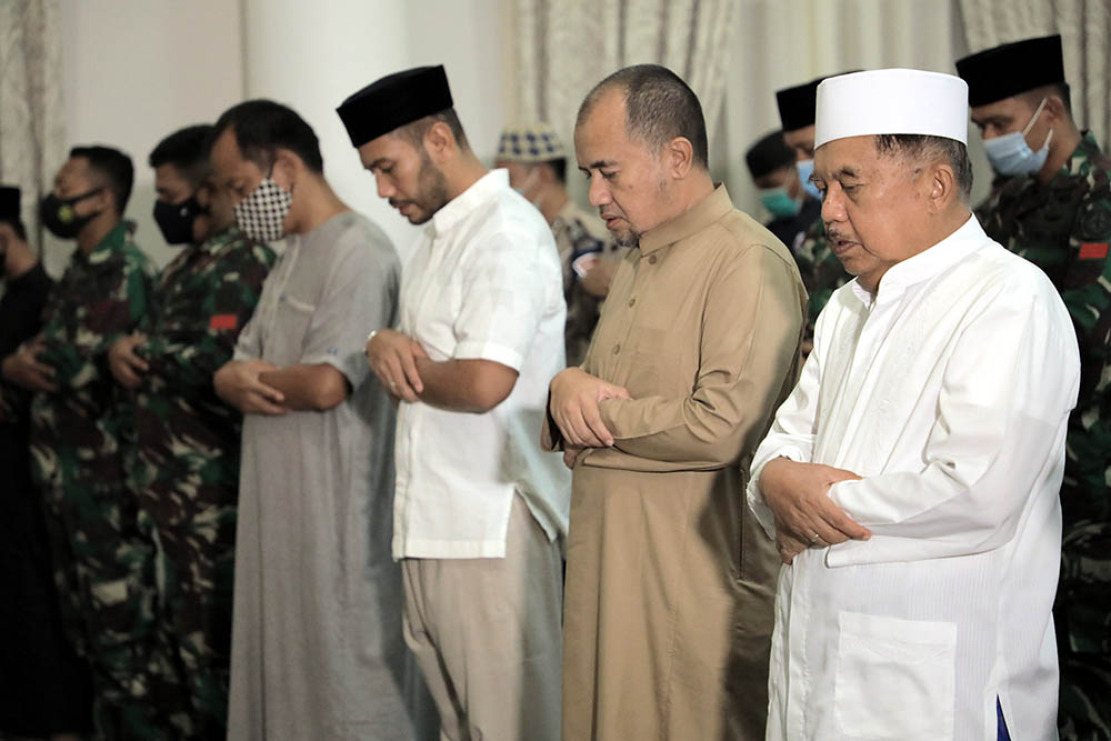 Salat Ghaib Untuk Awak KRI Nanggala 402