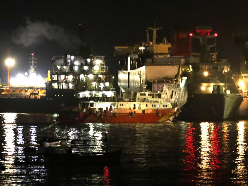 Kapal Ke Mentawai Batal Berangkat