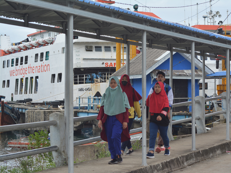 Kapal Ke Mentawai Batal Berangkat