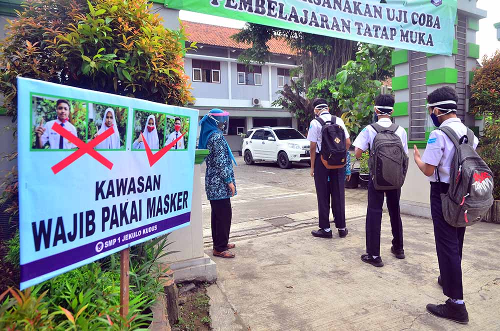 Simulasi Pembelajaran Tatap Muka SMP di Kudus 