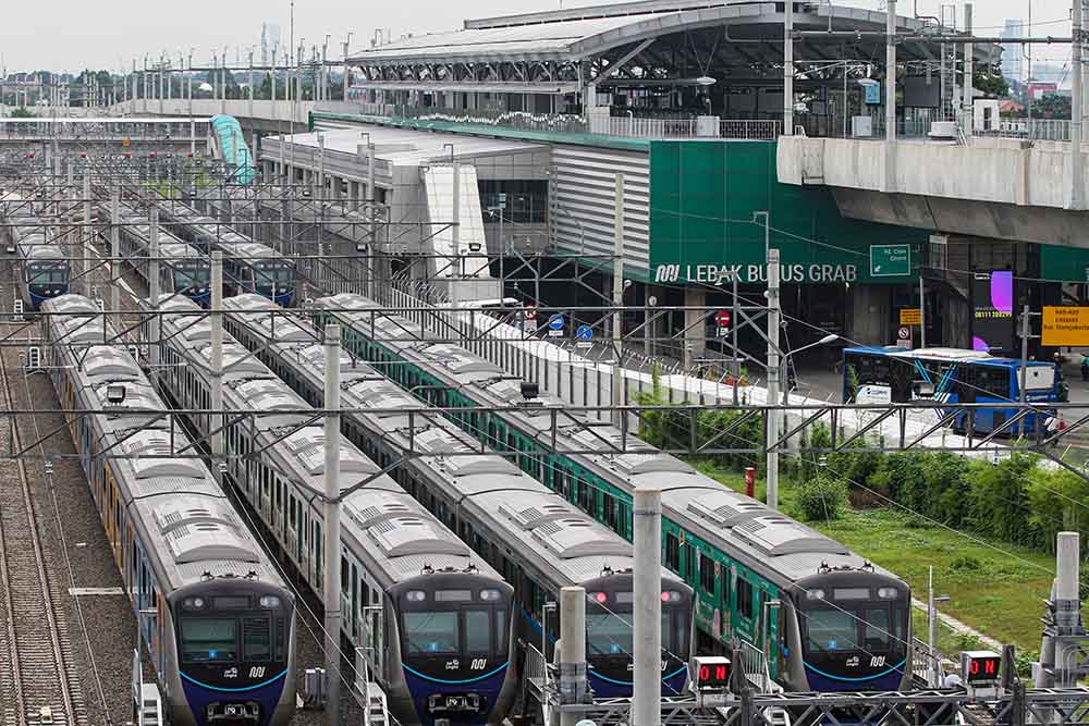 Targetkan 60% Warga Jabodetabek Sudah Gunakan Angkutan Massal