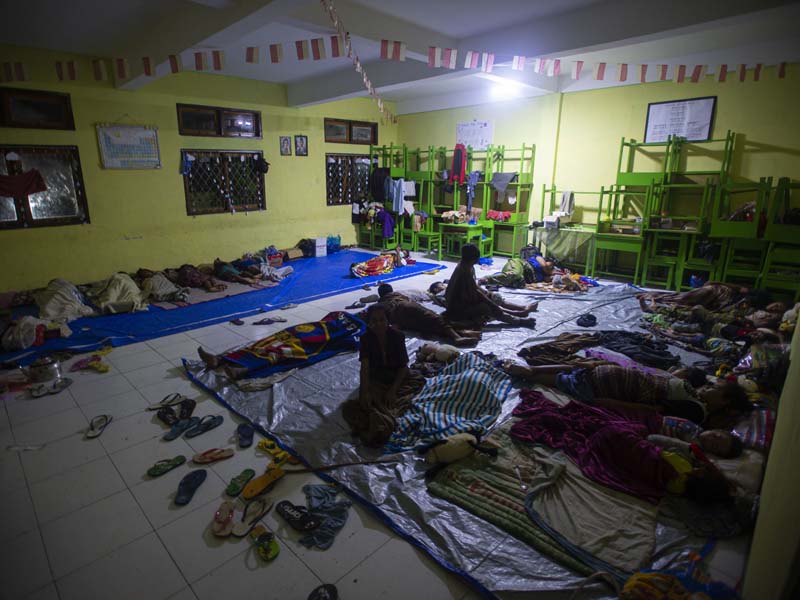 Pengungsi Banjir Bandang Adonara