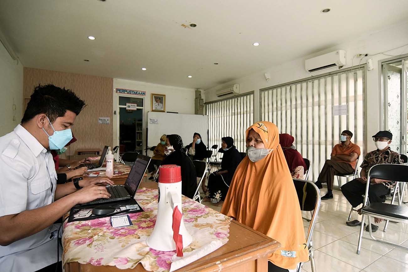 Target Vaksinasi Covid-19 bagi Lanjut Usia di Jakarta