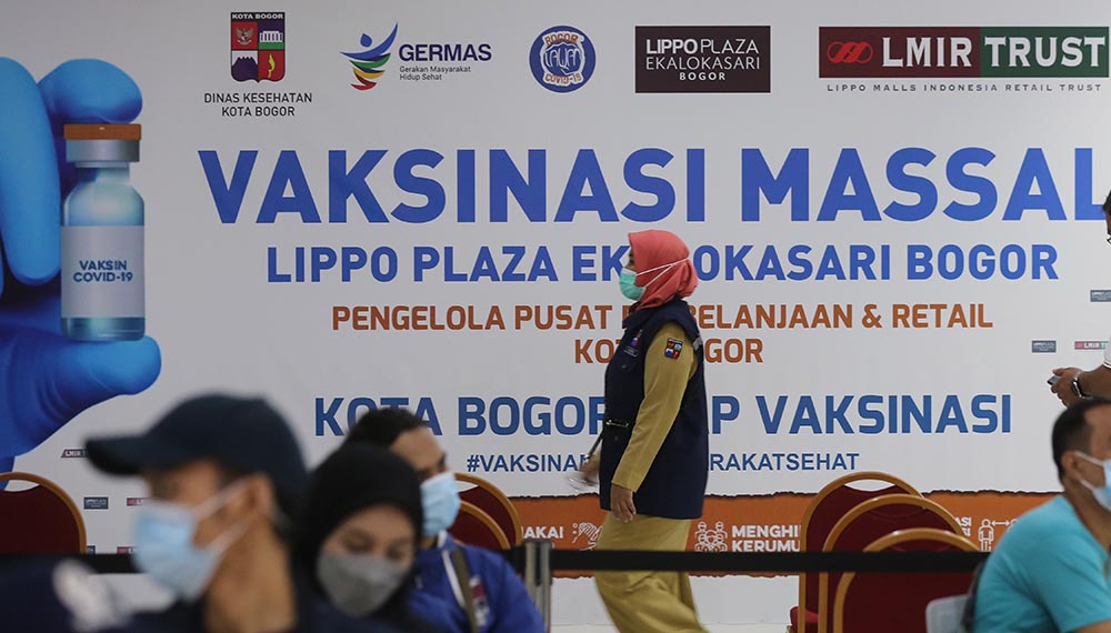 Vaksinasi Pekerja Ritel