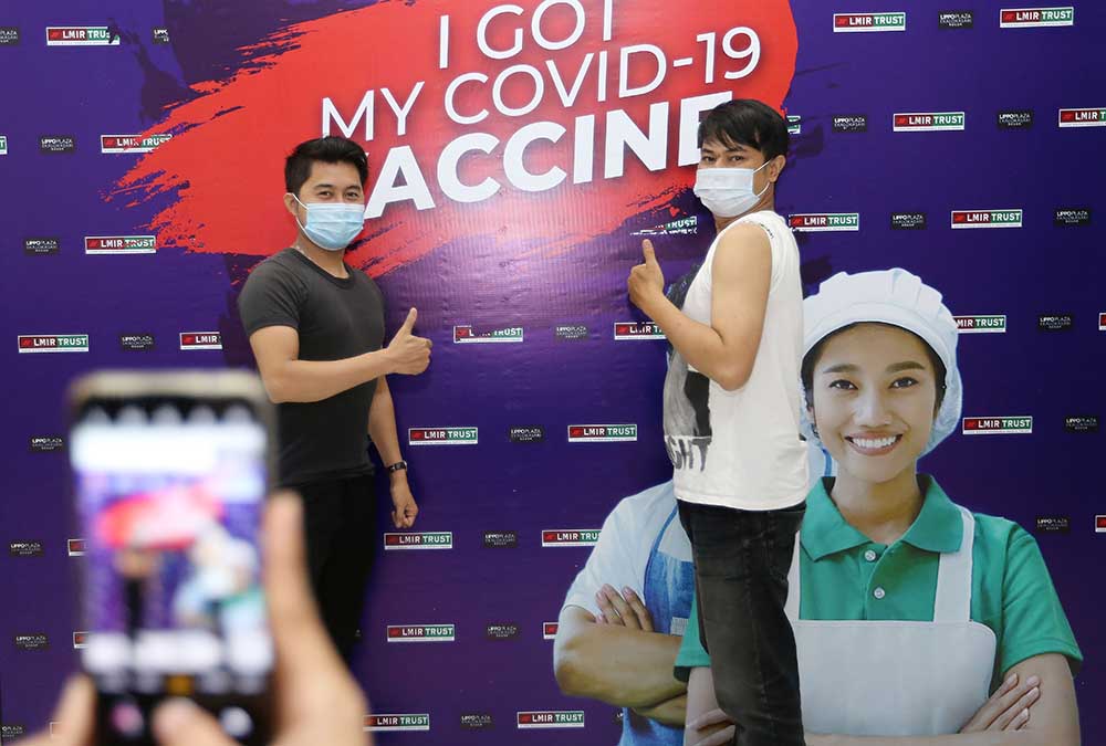 Vaksinasi Pekerja Ritel