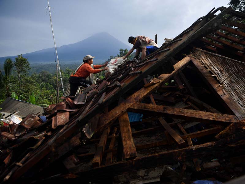 Rumah Rusak Akibat Gempa