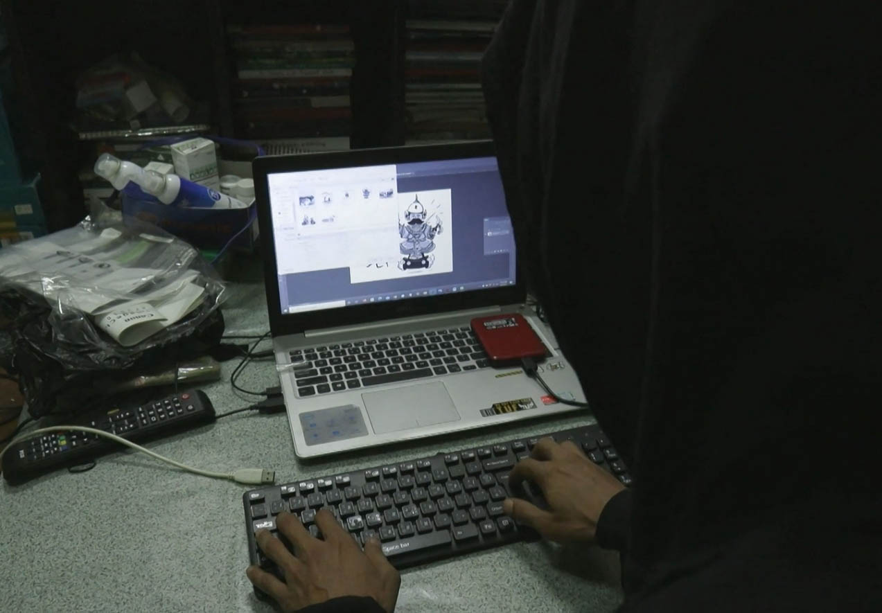 Bergerilya Menyebar Berita di Tengah Pembungkaman Junta Militer