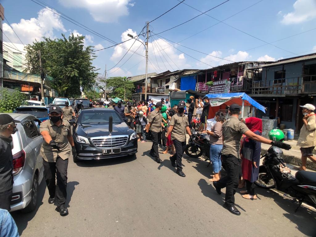 Presiden Jokowi Keliling Menyapa Warga Jakarta 