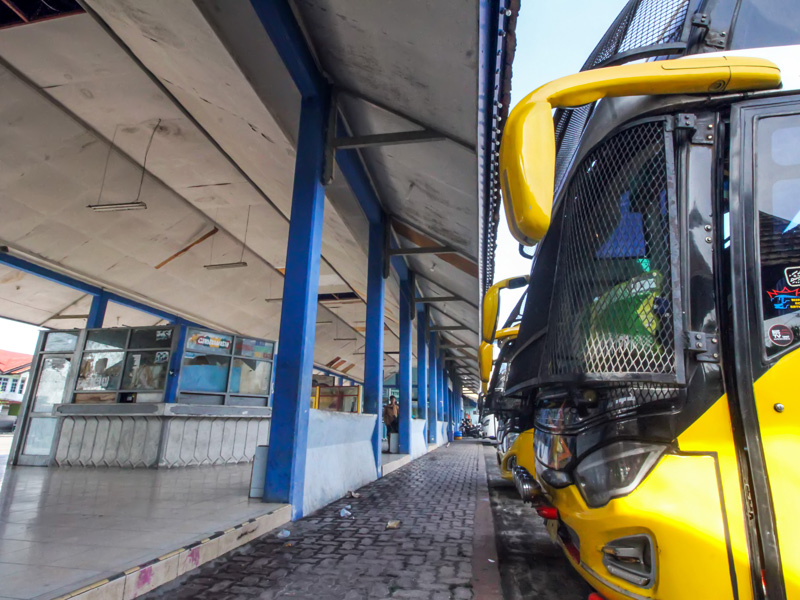 Terminal Akap Transit Sepi