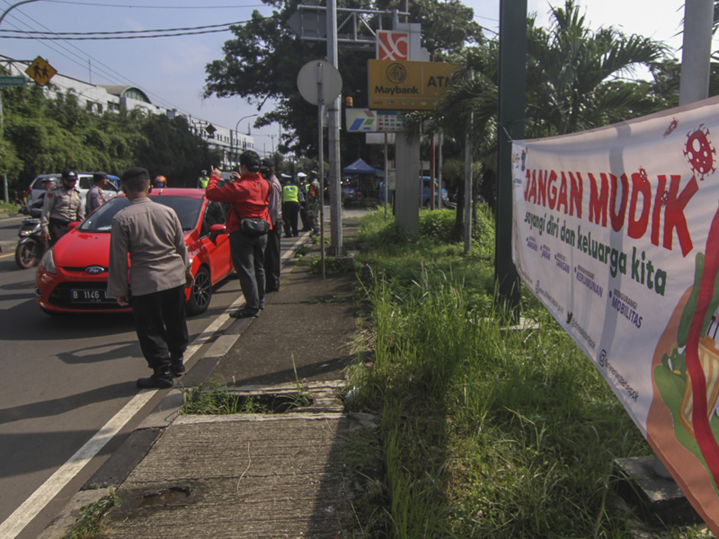Penyekatan Pemudik Di Depok