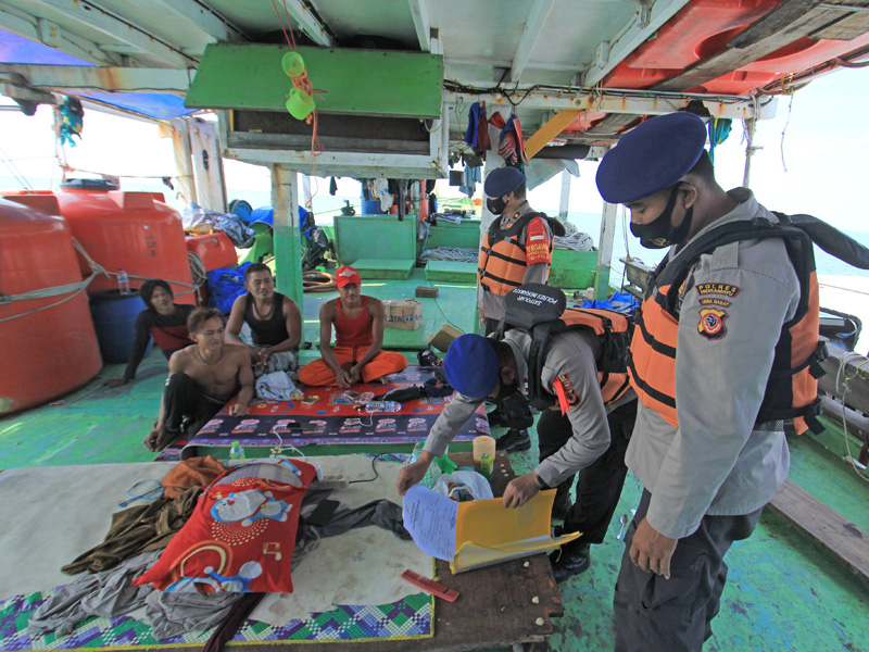 Penyekatan Jalur Laut Indramayu