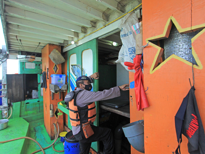 Penyekatan Jalur Laut Indramayu
