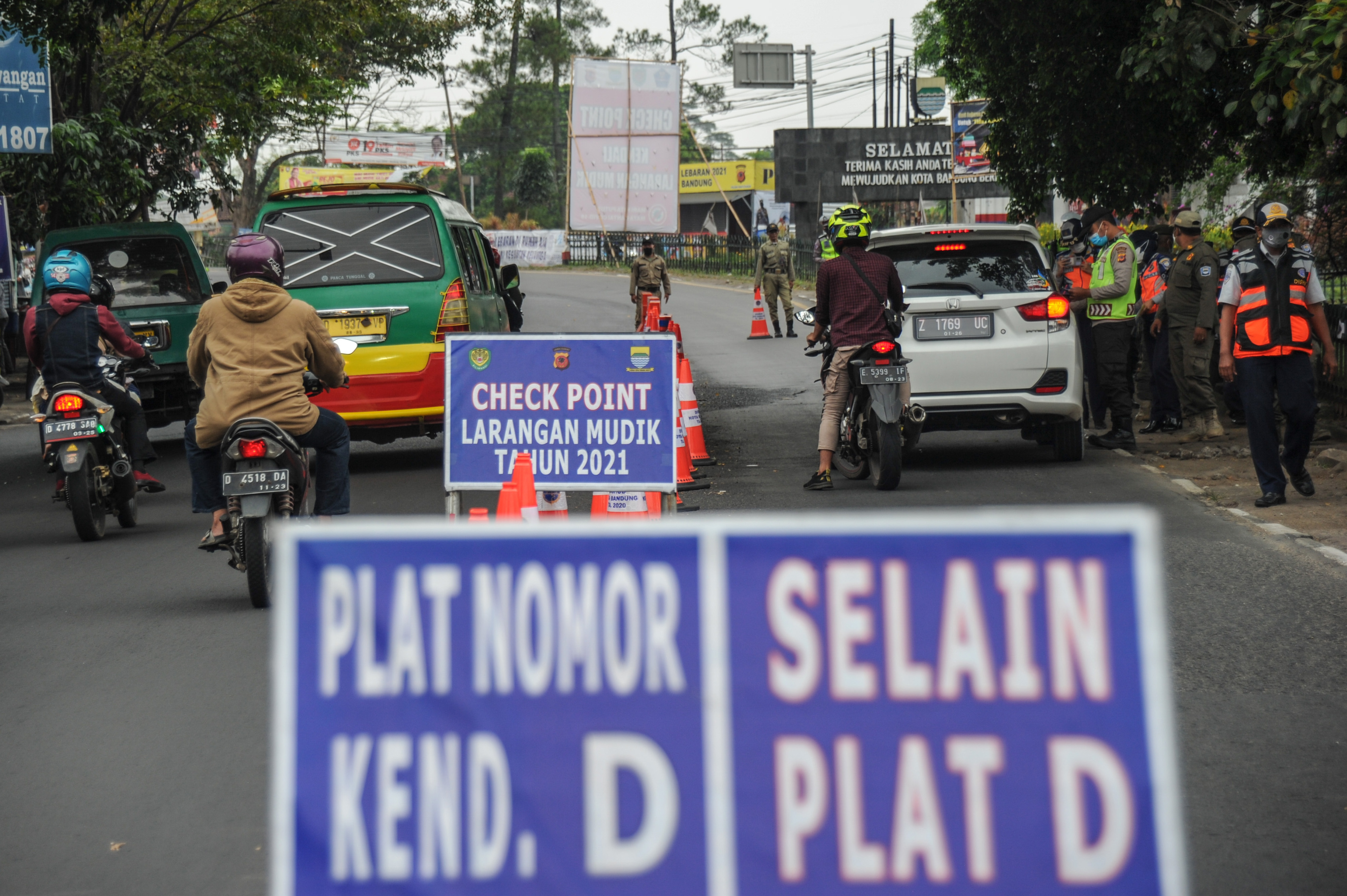 Penyekatan Arus Balik di Bandung