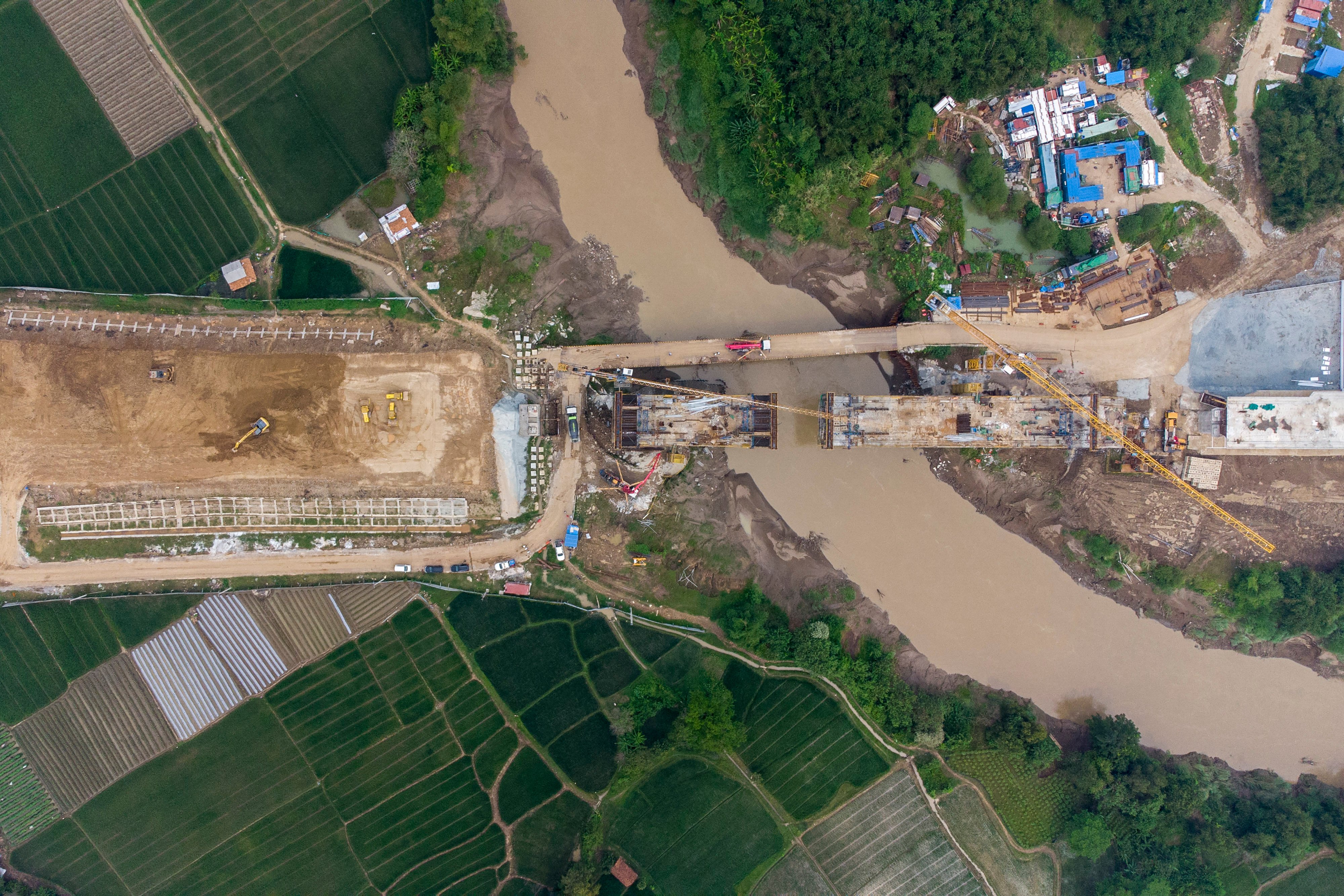 Pembangunan Kereta Cepat Jakarta-Bandung