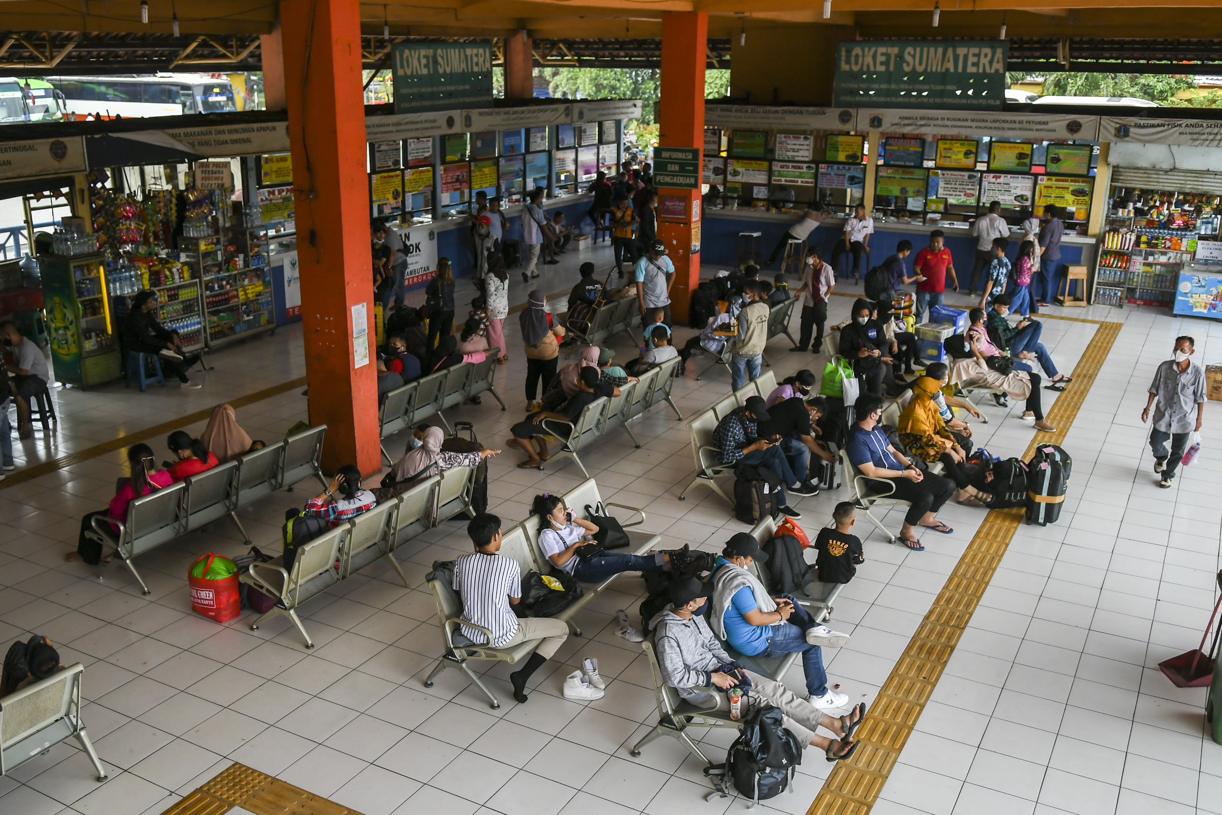 Kampung Rambutan Kembali Beroperasi