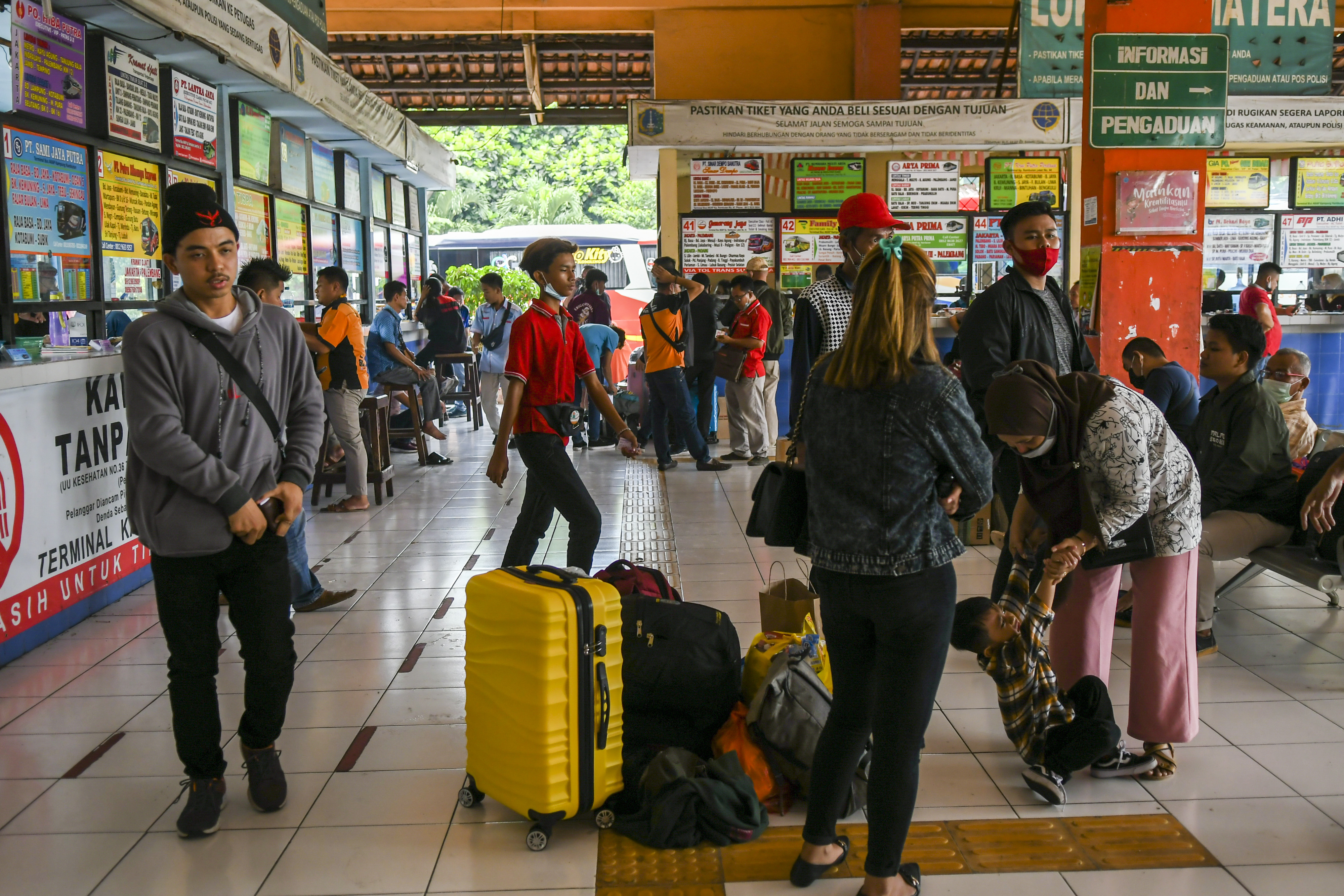 Kampung Rambutan Kembali Beroperasi
