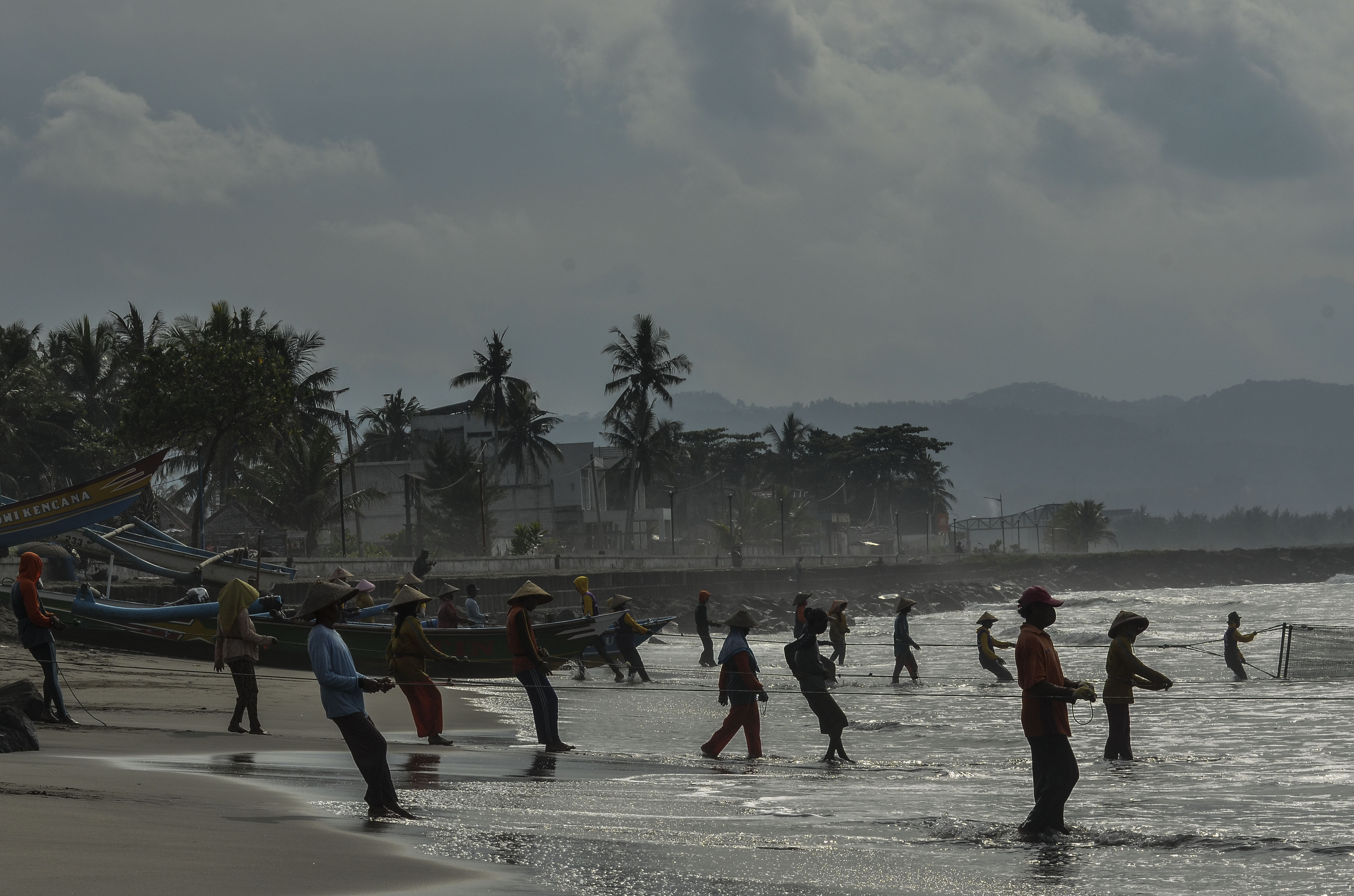 Tangkapan Ikan Nelayan menurun