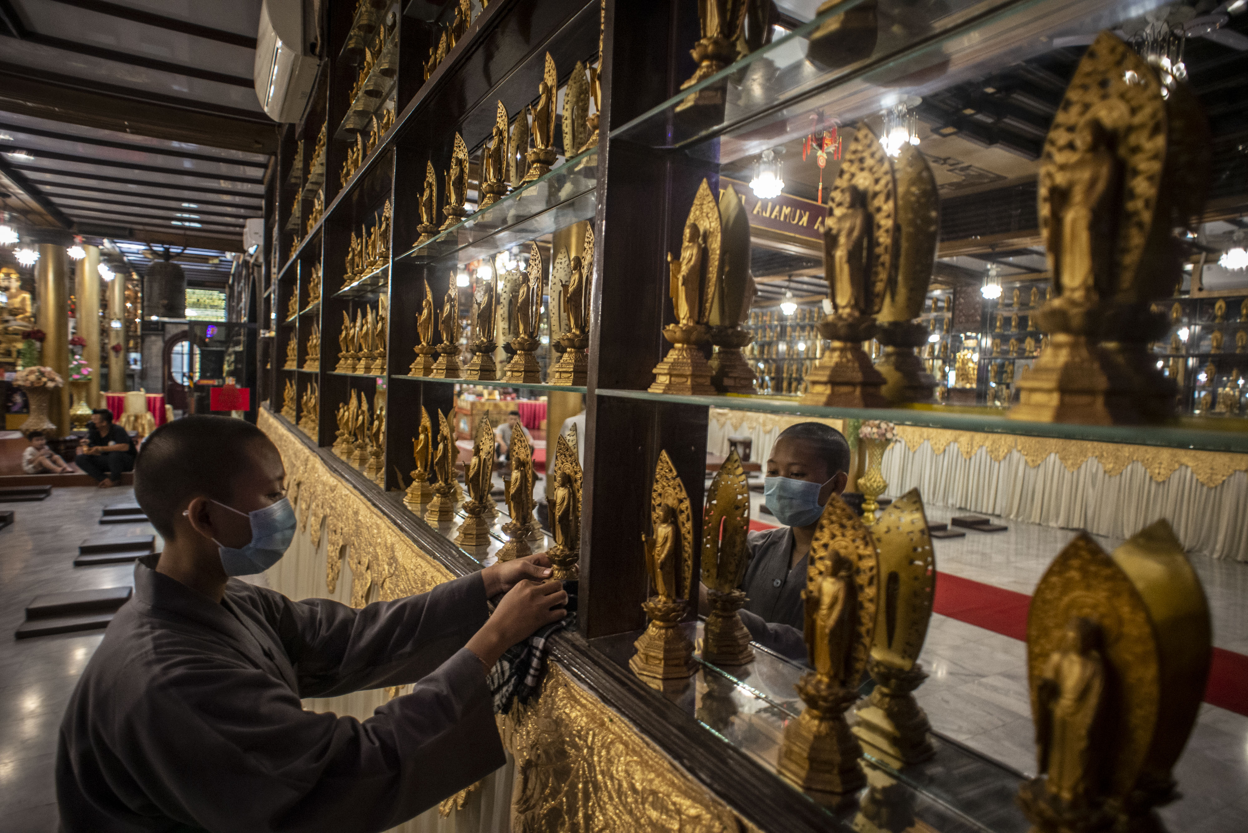 Persiapan Menyambut Waisak di Jakarta