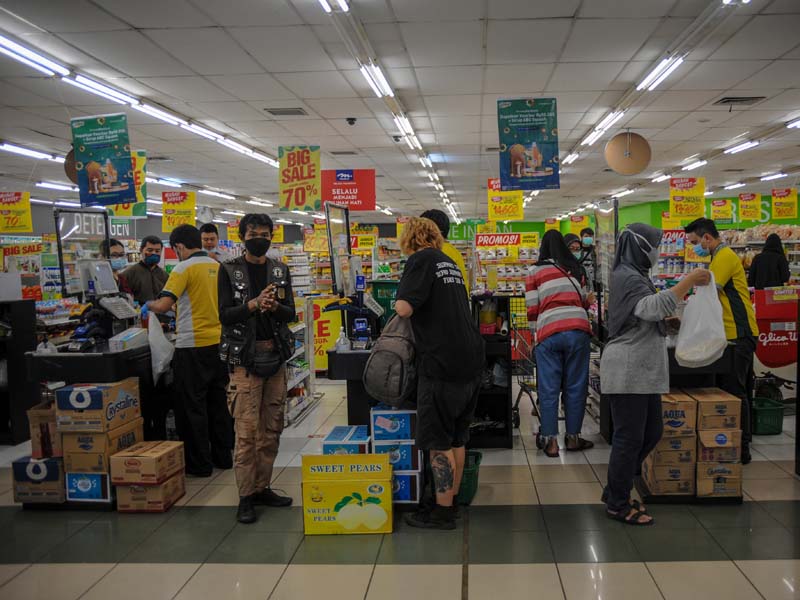 Gerai Swalayan Giant Akan Ditutup Massal