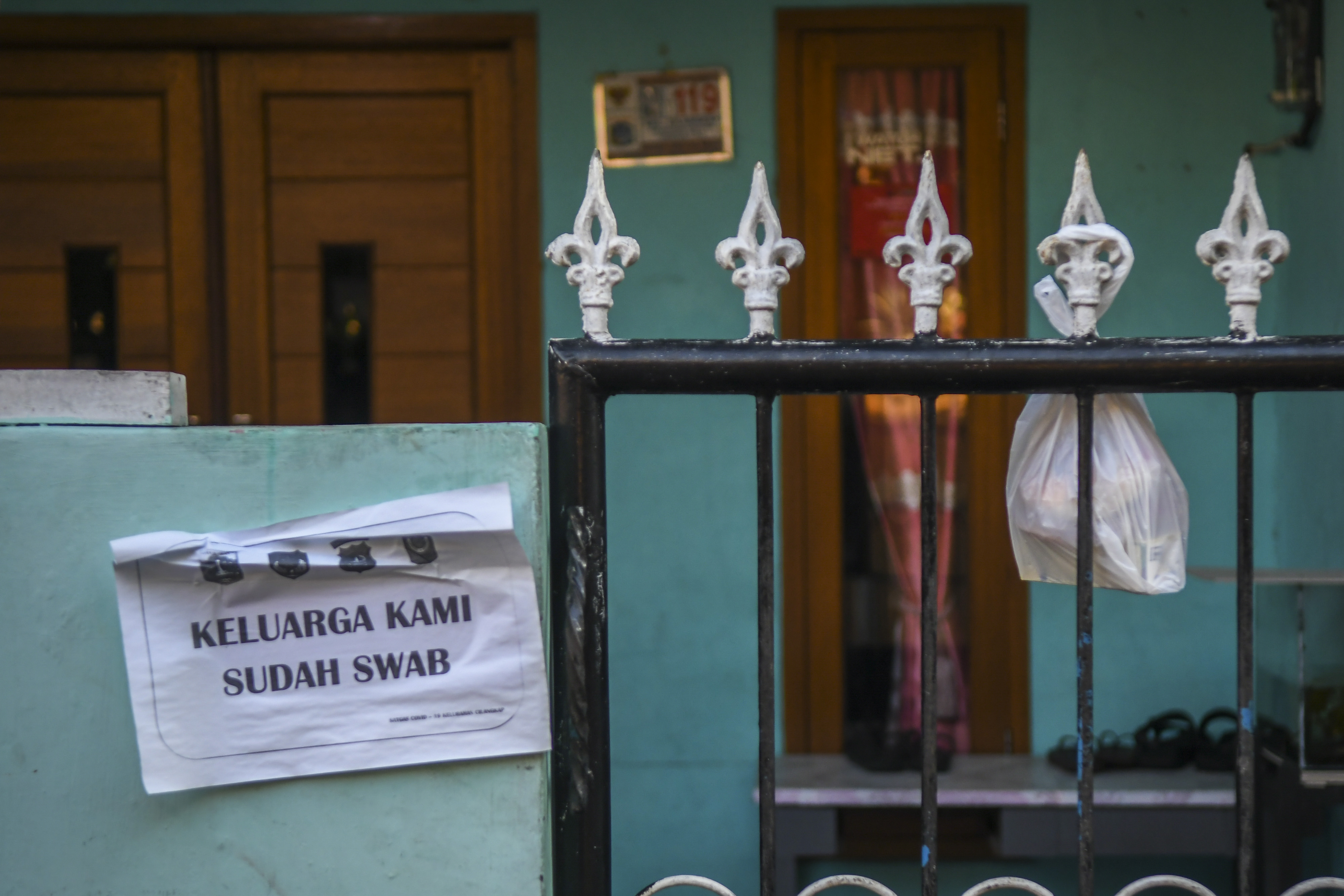 Lockdown Skala Mikro di Cipayung