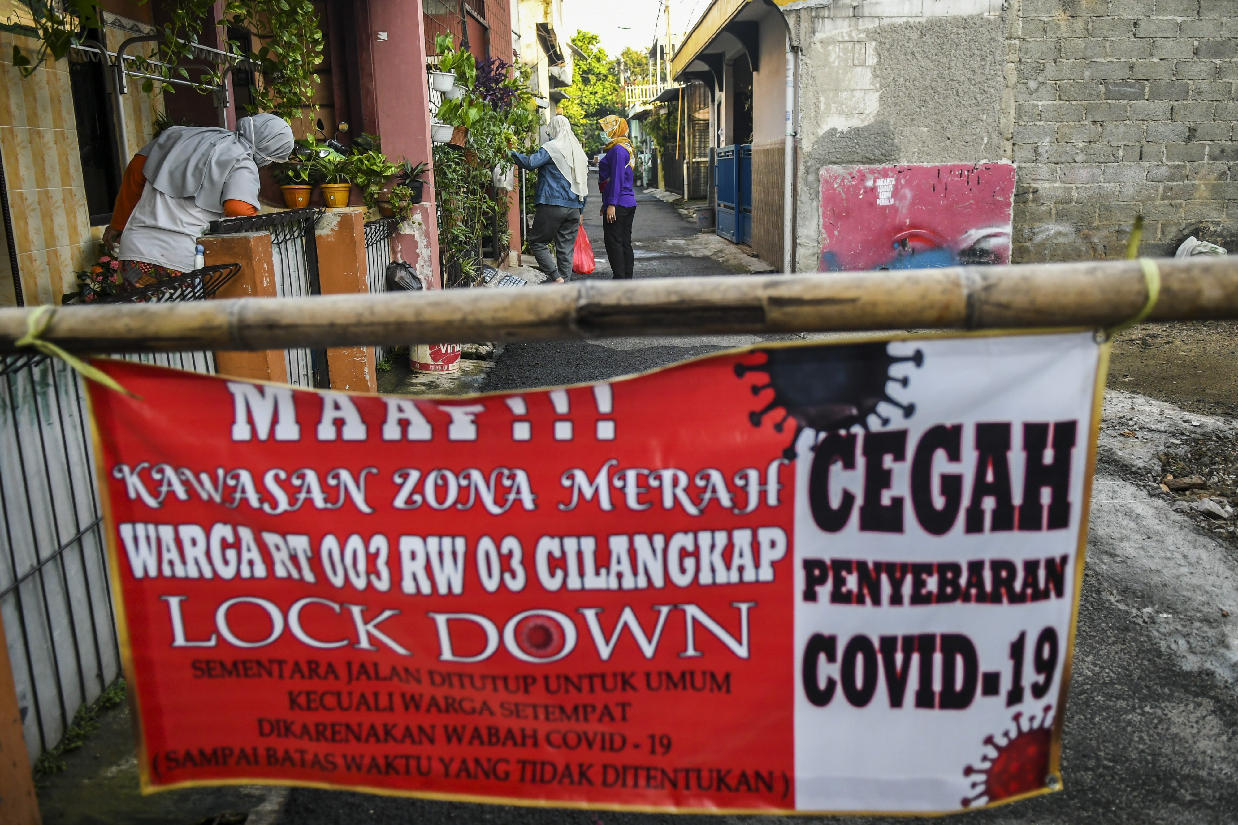 Lockdown Skala Mikro di Cipayung
