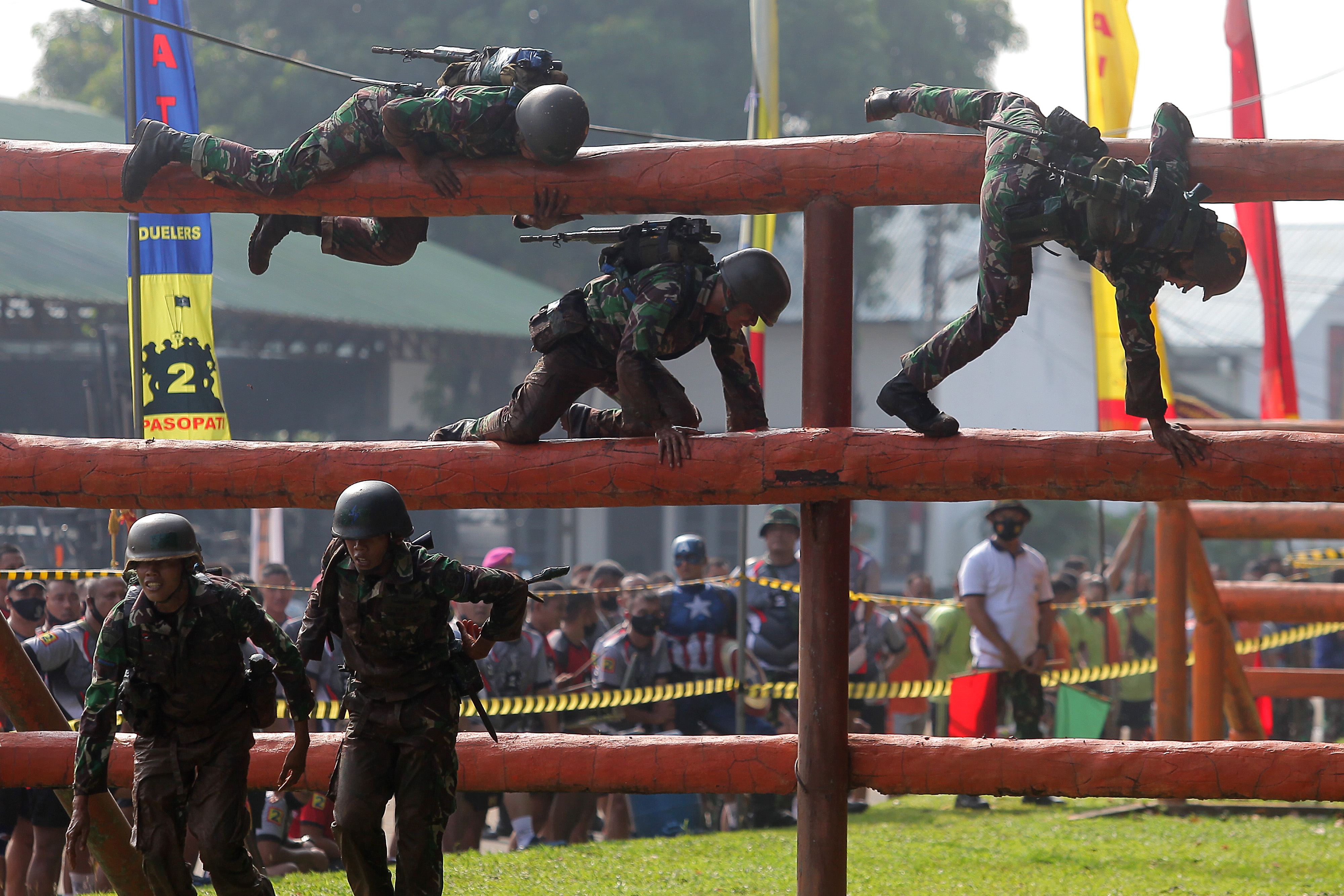 Lomba Pentathlon Marinir