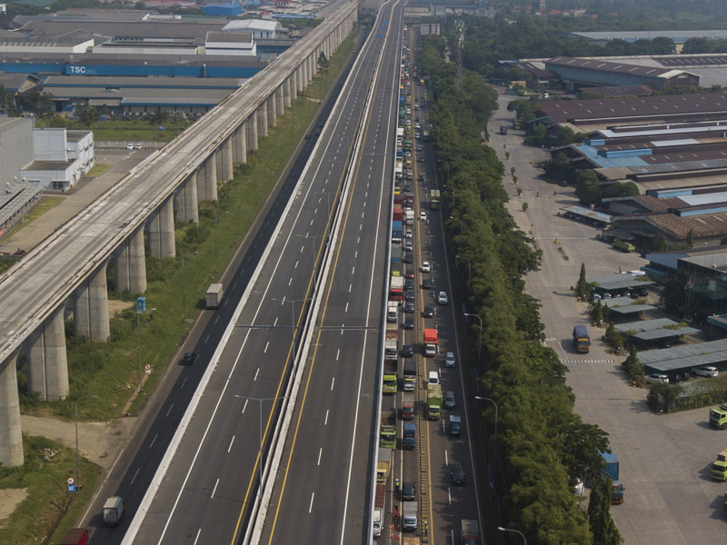Penyekatan Di Tol Cikarang Barat