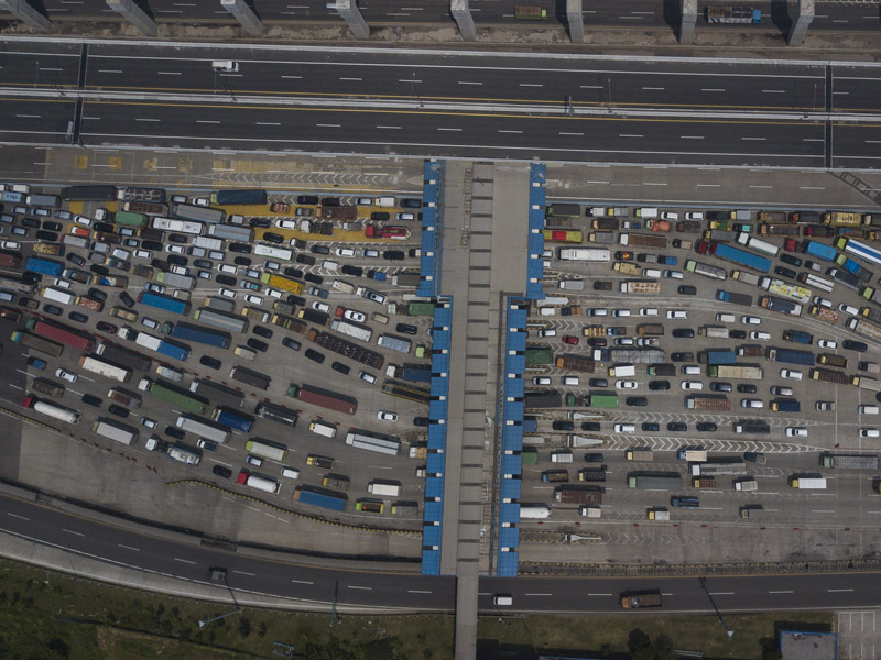Penyekatan Di Tol Cikarang Barat