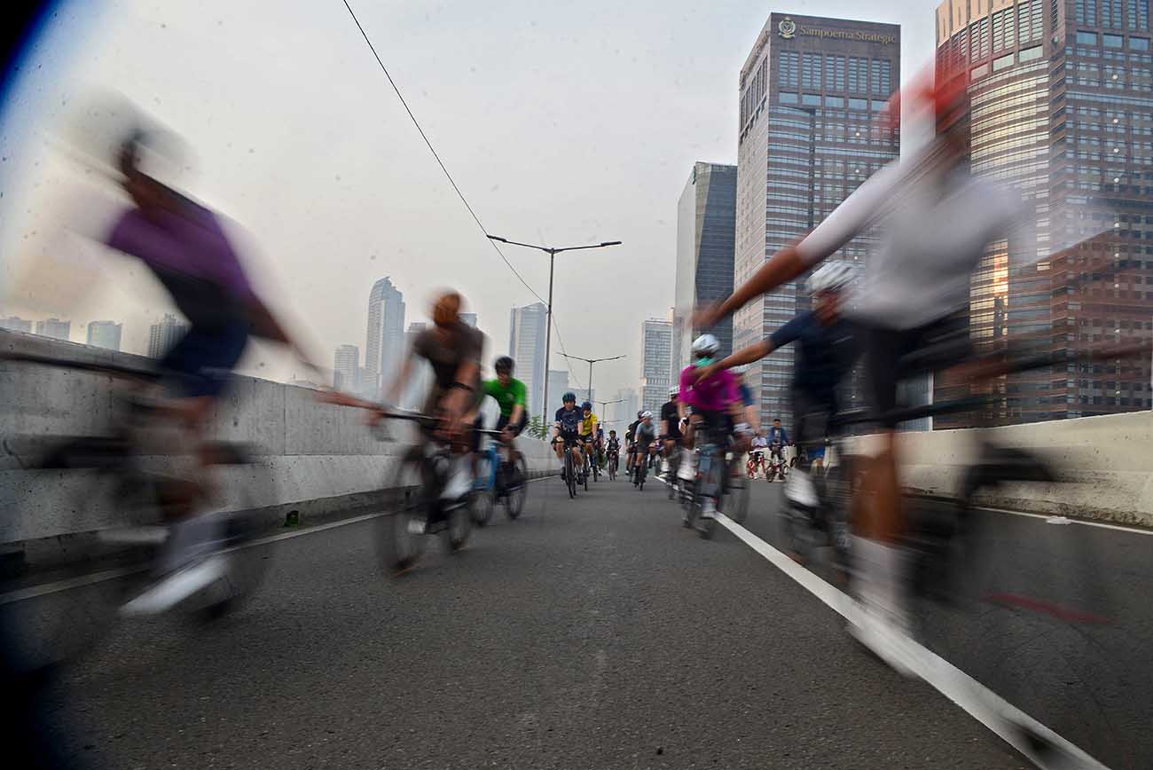 Uji Coba Jalur Sepeda di Jalan Layang Non Tol 