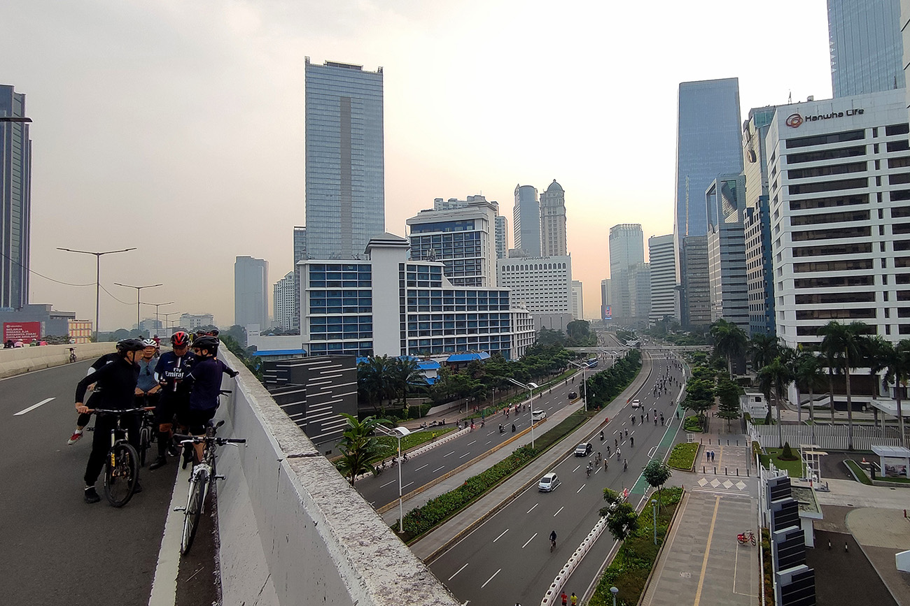 Uji Coba Jalur Sepeda di Jalan Layang Non Tol 