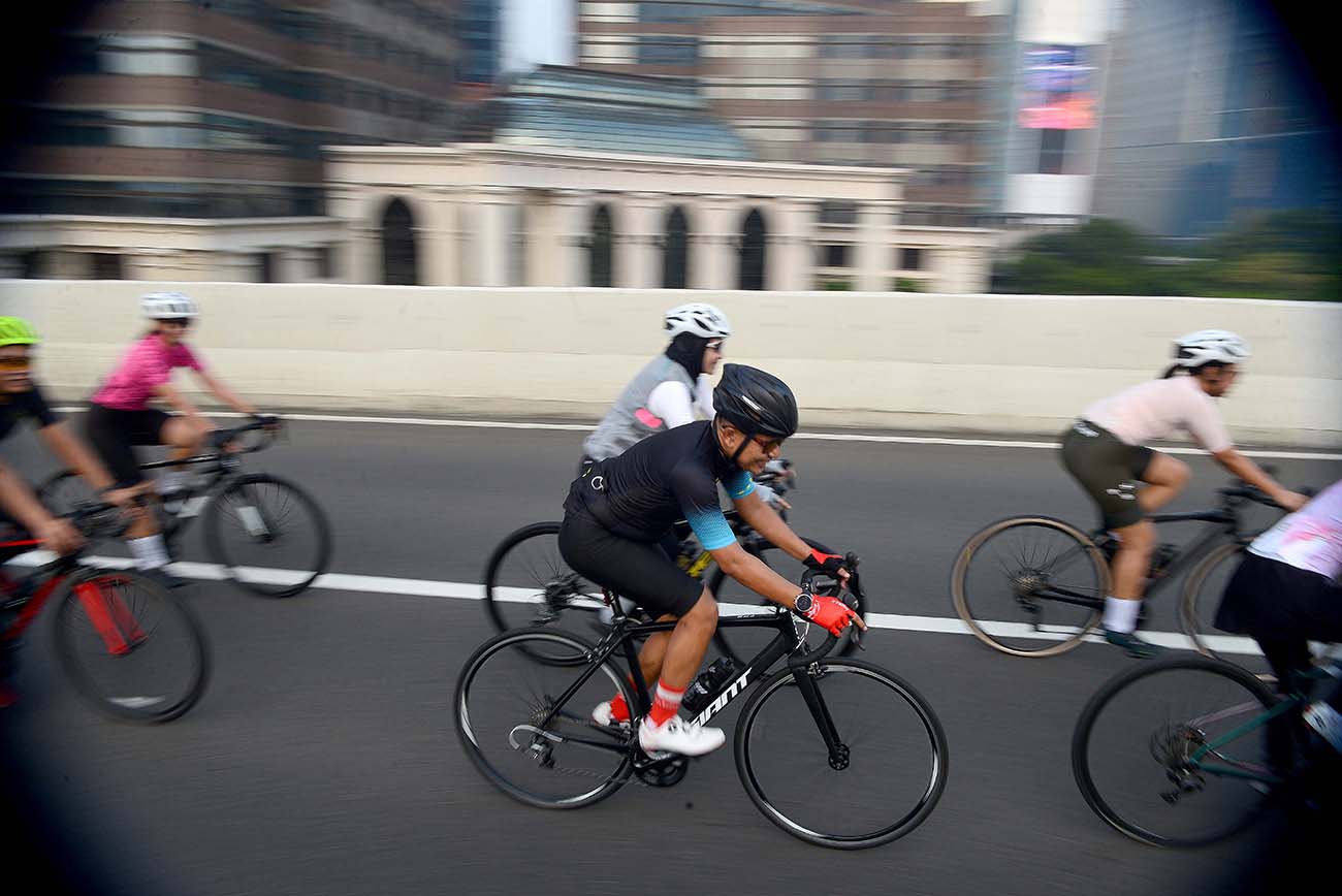 Uji Coba Jalur Sepeda di Jalan Layang Non Tol 