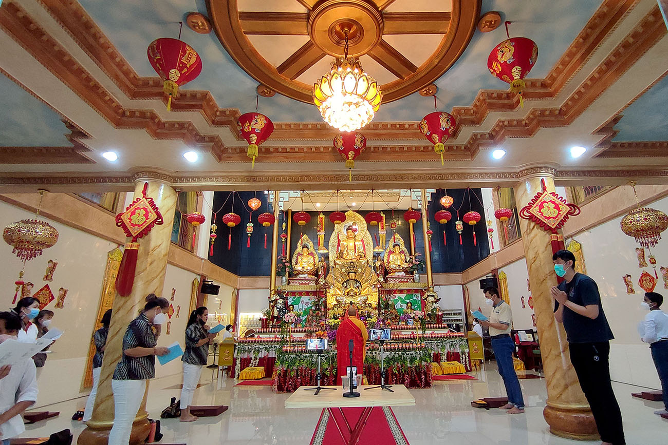 Ibadah Puja Bakti Waisak 2565 BE/2021