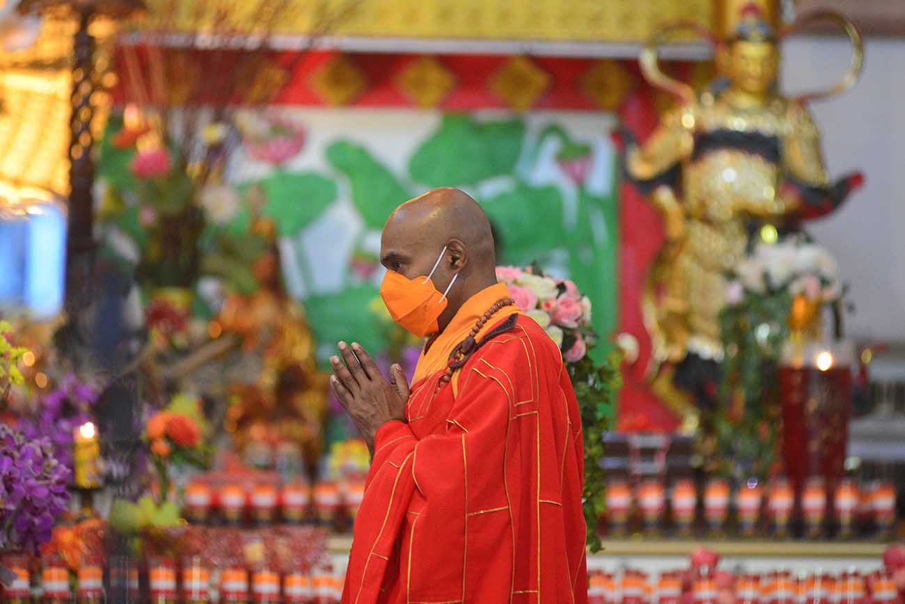 Ibadah Puja Bakti Waisak 2565 BE/2021