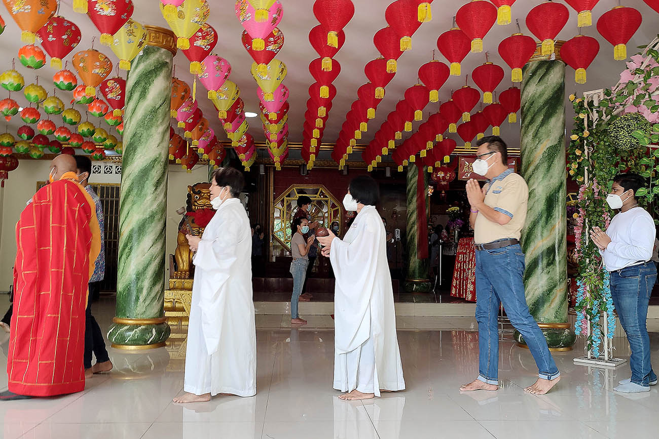 Ibadah Puja Bakti Waisak 2565 BE/2021